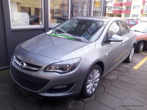 Opel Astra Limousine Vorderansicht