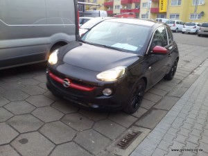 Opel Adam SLAM in Schwarz