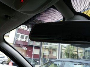 Rückspiegel im Opel Vivaro ohne Bild der Rückfahrkamera