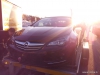 Satt sitzt der Opel Cascada nicht nur auf der Straße, sondern auch auf unserem Anhänger.