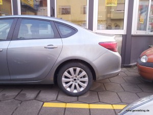 Opel Astra Limousine Seitenansicht