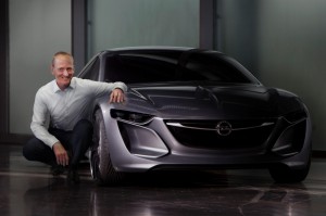 Opel Monza Concept mit Dr. Karl-Thomas Neumann