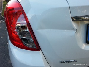 Beschädigter Opel Mokka