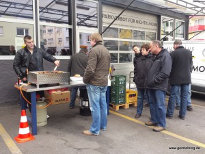 Der Opel Service beim Angrillen