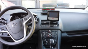 Taxi-Vorrichtungen in einem Opel Meriva
