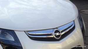 Opel Ampera Haube