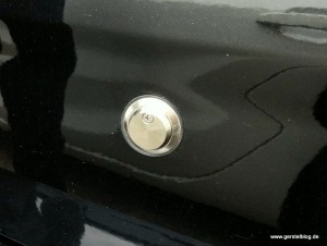 Zusätzlicher Schließzylinder in einem Opel-Fahrzeug