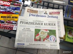 Tageszeitungen im Wartebereich: Pforzheimer Kurier und Pforzheimer Zeitung